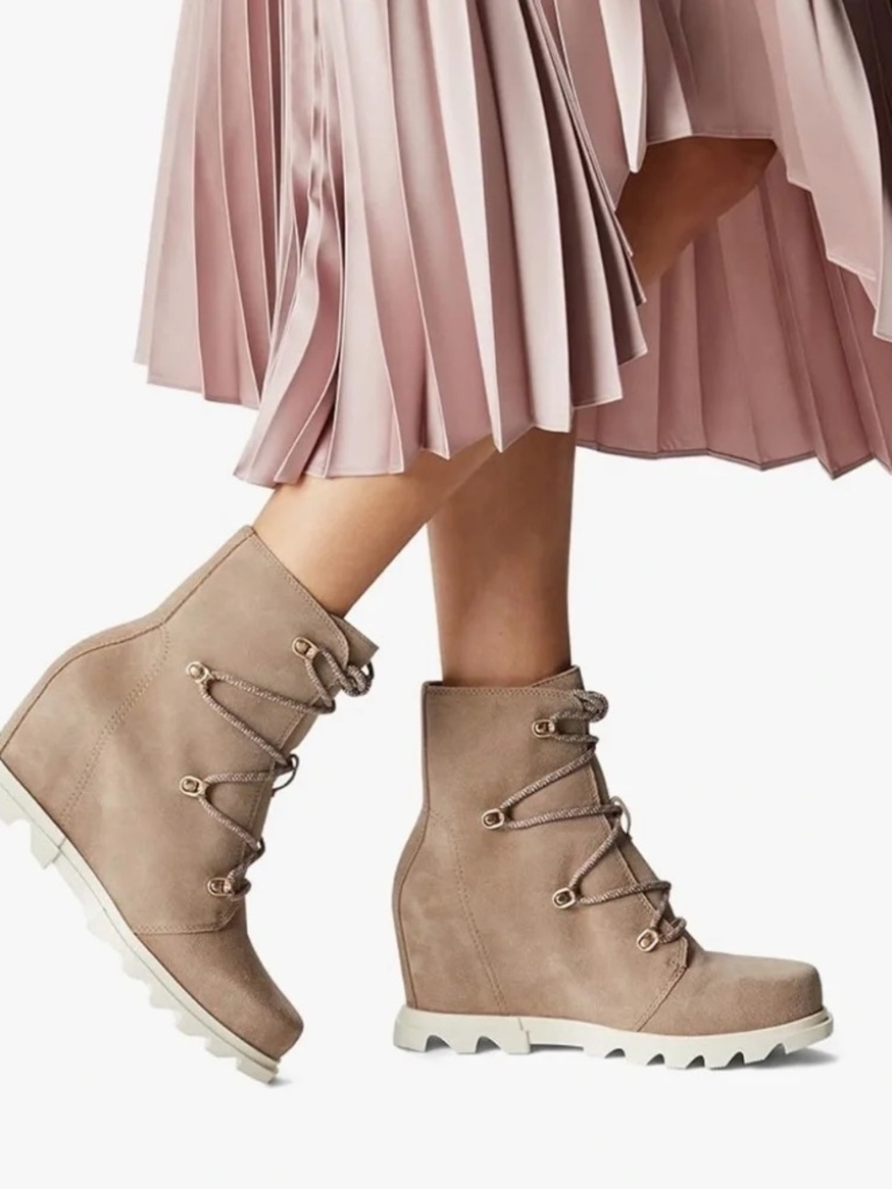 Sorel Joan of Arctic Taupe lace up Bootie SZ 9 LIKE NEW!